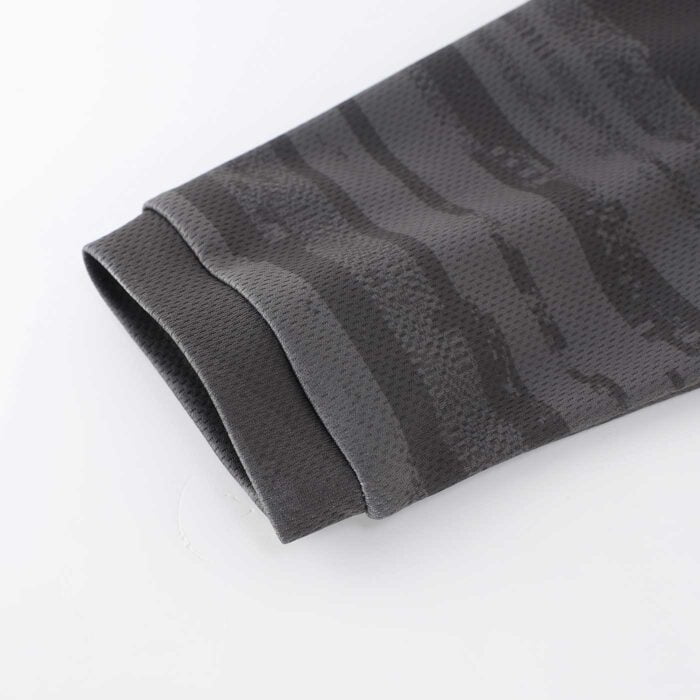 Close up of the end of the sleeve of a cycling top